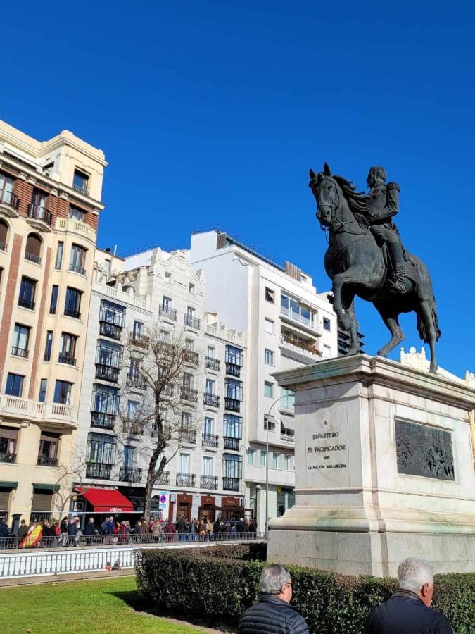 Apartamento Con Vistas Al Parque Del Retiro Madrid Extérieur photo