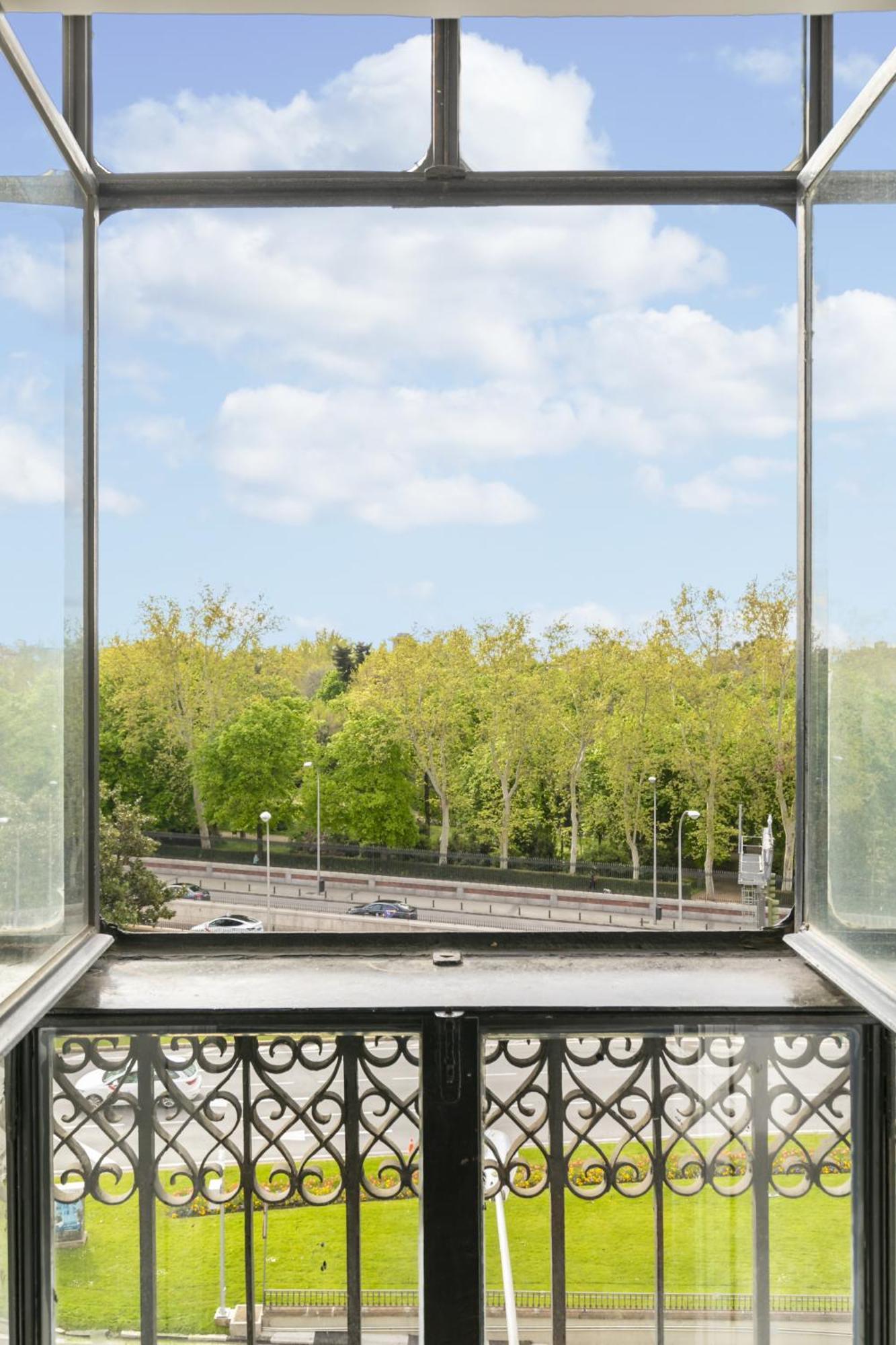 Apartamento Con Vistas Al Parque Del Retiro Madrid Extérieur photo